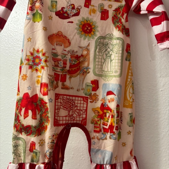 Vintage Christmas theme ruffled, bell bottom baby girl romper 0–3, 3–6 months - Picture 11 of 14